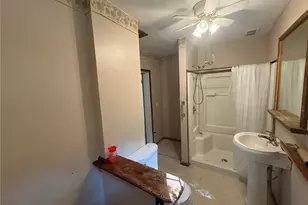 1511 Jims Ln, Saint Clair, MO 63077 - Photo 9