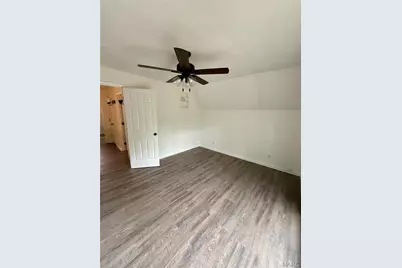 2803 Highway J, Bourbon, MO 65441 - Photo 31