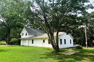 2803 Hwy J, Bourbon, MO 65441 - Photo 3