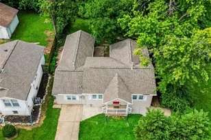 7030 Canterbury Ave, Saint Louis, MO 63143 - Photo 5