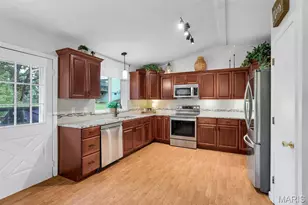 104 Cedar Crest Ct, Saint Charles, MO 63304 - Photo 21