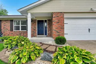 104 Cedar Crest Ct, Saint Charles, MO 63304 - Photo 3