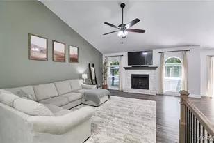 2062 Great Oaks Valley Dr, Wentzville, MO 63385 - Photo 9