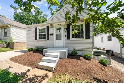 1322 Fairmount Court, Saint Louis, MO 63139 - Photo 1
