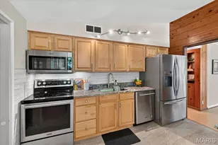 724 Fieldcrest Dr, Saint Louis, MO 63126 - Photo 25