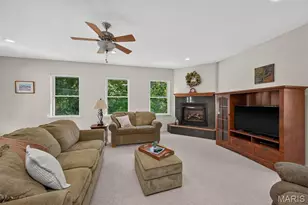 2229 La Cuesta Dr, Florissant, MO 63031 - Photo 21
