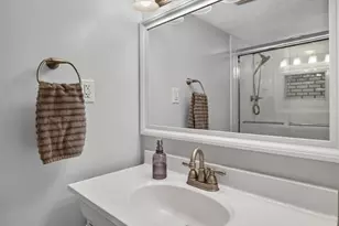 2229 La Cuesta Dr, Florissant, MO 63031 - Photo 43