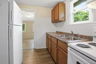 8149 Allen Ave, Saint Louis, MO 63114 - Photo 11