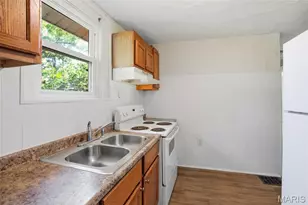 8149 Allen Ave, Saint Louis, MO 63114 - Photo 9