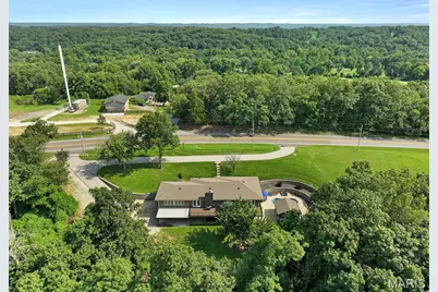 1863 Highway 100, Pacific, MO 63069 - Photo 17