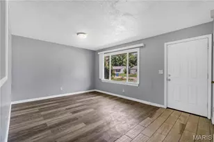 9713 Dennis Dr, Saint Louis, MO 63136 - Photo 5