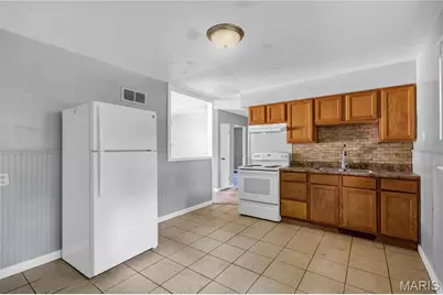 9713 Dennis Drive, Saint Louis, MO 63136 - Photo 9
