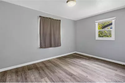 9713 Dennis Drive, Saint Louis, MO 63136 - Photo 11
