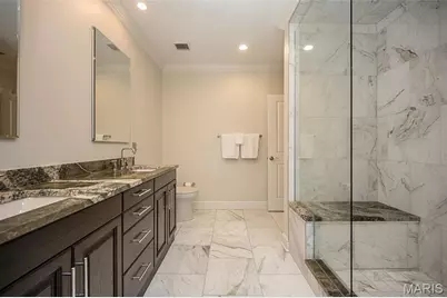 150 Carondelet Plaza #204, Clayton, MO 63105 - Photo 27