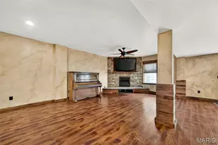 701 Loretta Dr, O'Fallon, MO 63366 - Photo 35
