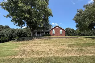 701 Loretta Dr, O'Fallon, MO 63366 - Photo 1
