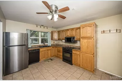 2145 Jenkee Drive, Florissant, MO 63031 - Photo 15