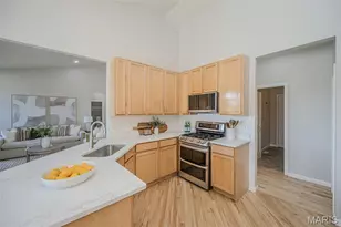 865 Bellerive Manor Dr, Saint Louis, MO 63141 - Photo 13