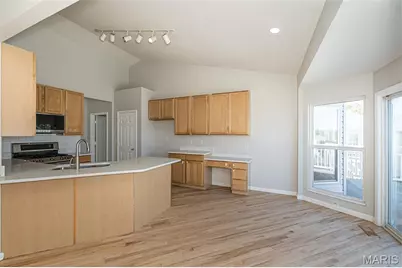 865 Bellerive Manor Drive, Saint Louis, MO 63141 - Photo 7