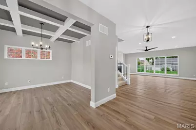 8741 Magdalen Avenue, Saint Louis, MO 63144 - Photo 11