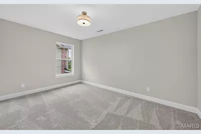 8741 Magdalen Avenue, Saint Louis, MO 63144 - Photo 35