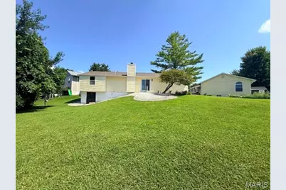 1068 Apricot Drive, Saint Charles, MO 63301 - Photo 5
