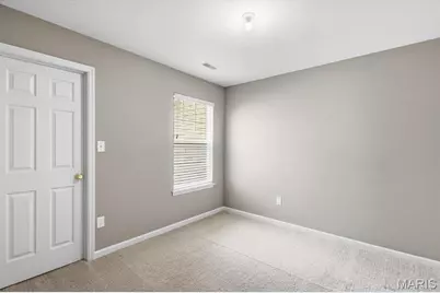 27 Loris Lane, Saint Charles, MO 63303 - Photo 21
