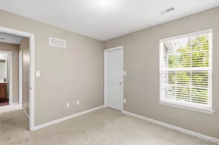27 Loris Ln, Saint Charles, MO 63303 - Photo 23