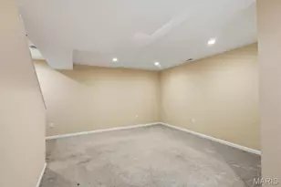27 Loris Ln, Saint Charles, MO 63303 - Photo 29