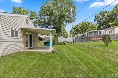6334 Hurstgreen Lane, Affton, MO 63123 - Photo 29