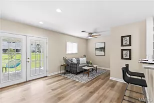 6334 Hurstgreen Ln, Affton, MO 63123 - Photo 13