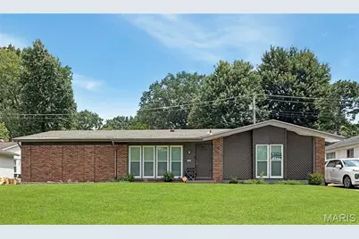 11826 Hidden Lake Drive, Saint Louis, MO 63138 - Photo 1