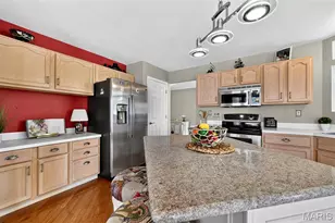 4031 Kim Kelly Dr, Saint Charles, MO 63304 - Photo 7