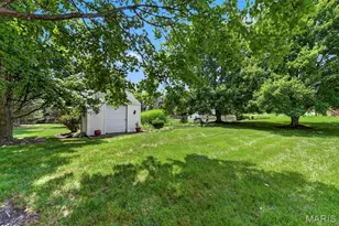 4031 Kim Kelly Dr, Saint Charles, MO 63304 - Photo 59