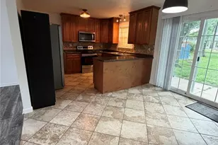 713 Plaza Dr, O'Fallon, MO 63366 - Photo 5