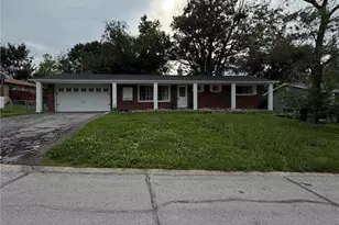 713 Plaza Dr, O'Fallon, MO 63366 - Photo 1