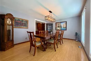 1392 Timothy Ridge Dr, Saint Charles, MO 63304 - Photo 7