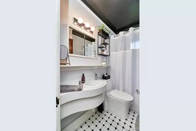843 N Florissant Road, Saint Louis, MO 63135 - Photo 13