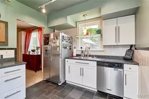 843 N Florissant Rd, Saint Louis, MO 63135 - Photo 7