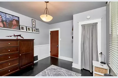 843 N Florissant Road, Saint Louis, MO 63135 - Photo 9