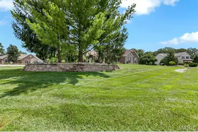 402 Hickory Grove Lane, Wentzville, MO 63385 - Photo 5