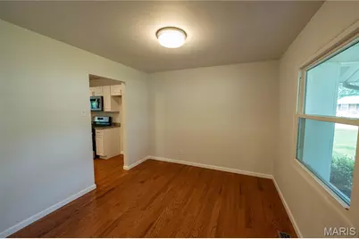 6903 Singingwood Lane, Oakville, MO 63129 - Photo 5