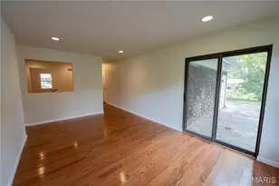 6903 Singingwood Ln, Oakville, MO 63129 - Photo 11
