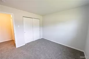 6903 Singingwood Ln, Oakville, MO 63129 - Photo 13