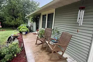 66 Edith Dr, Bourbon, MO 65441 - Photo 3