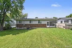 10234 Cedarhurst Dr, Saint Louis, MO 63136 - Photo 15