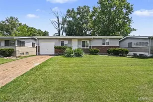 10234 Cedarhurst Dr, Saint Louis, MO 63136 - Photo 1