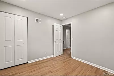 10234 Cedarhurst Drive, Saint Louis, MO 63136 - Photo 11