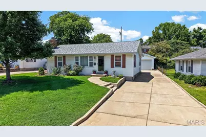 1817 W Clark Street, Saint Charles, MO 63301 - Photo 3