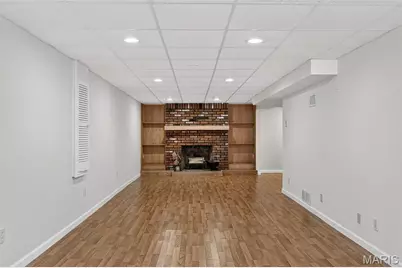 1817 W Clark Street, Saint Charles, MO 63301 - Photo 35